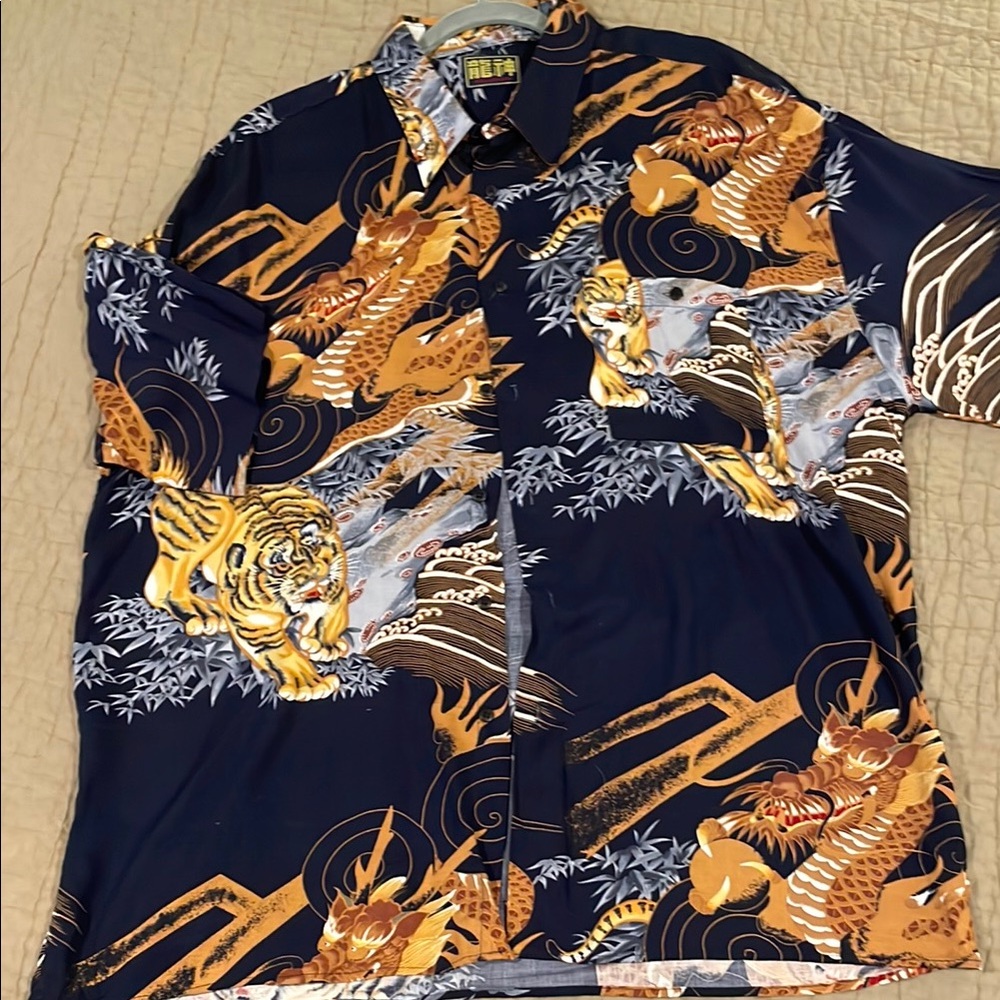 Bold Tiger/Dragon Print Shirt
